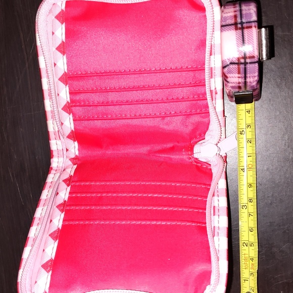 Hello Kitty Wallet - Picture 3 of 3